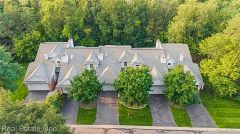 6626 Ridgeview Drive #31