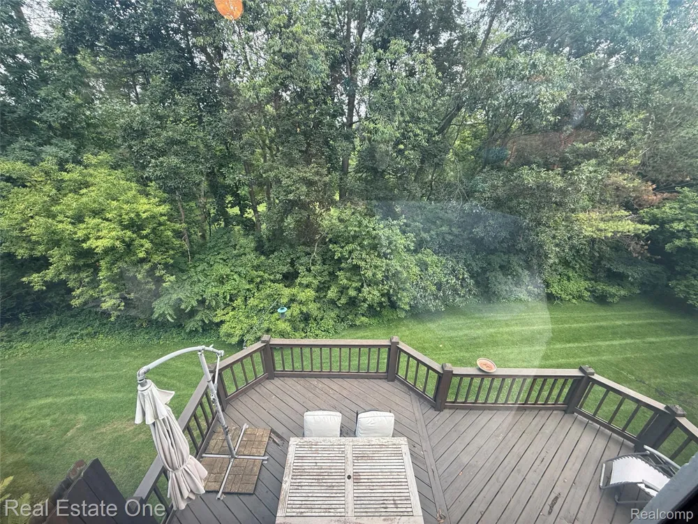6626 Ridgeview Drive #31 Independence Charter Township, MI 48346