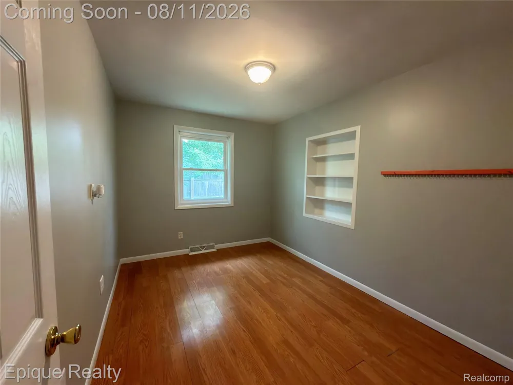 114 3rd Street Yale City, MI 48097