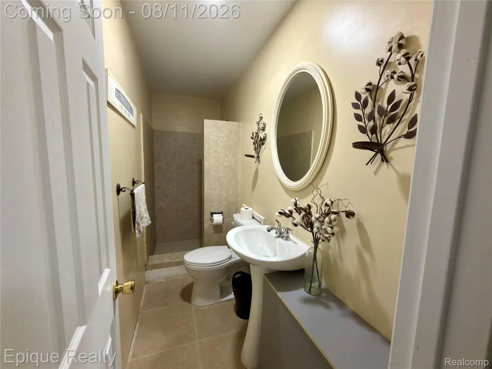 114 3rd Street Yale City, MI 48097