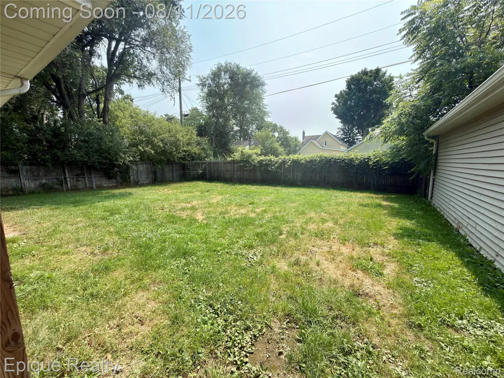 114 3rd Street Yale City, MI 48097