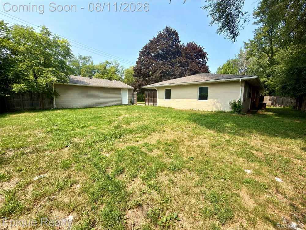 114 3rd Street Yale City, MI 48097