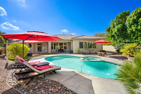102 Tesori Drive