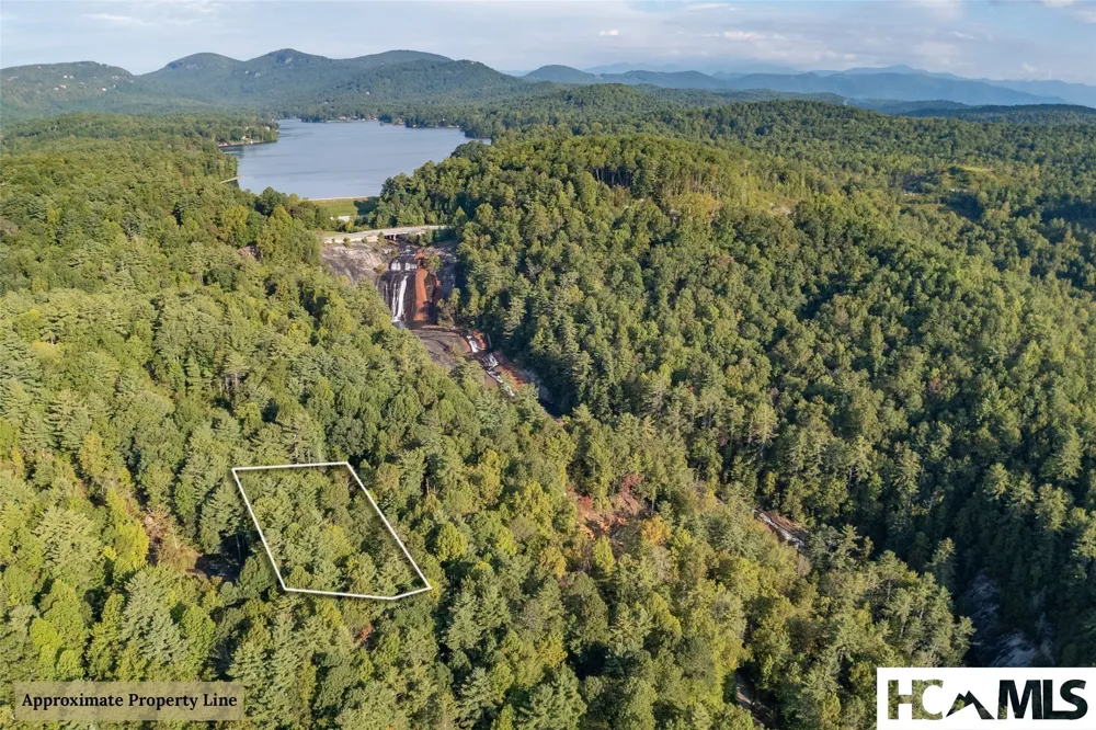 Lot 16 Toxaway Falls Drive Lake Toxaway, NC 28747