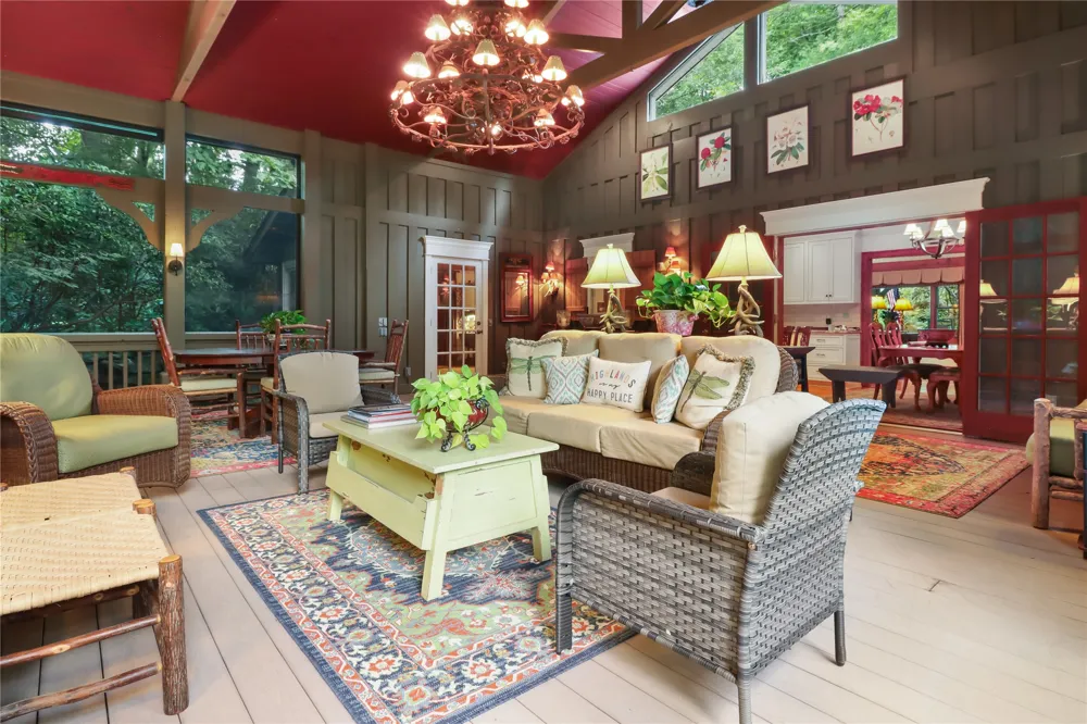 72 Moonlight Lane Highlands, NC 28741