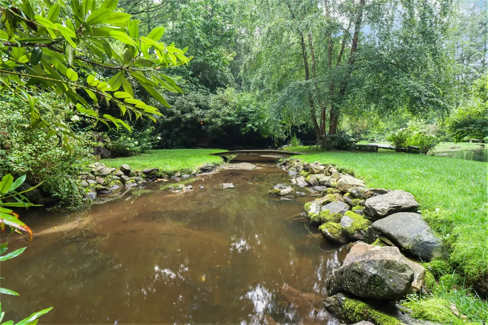 72 Moonlight Lane Highlands, NC 28741