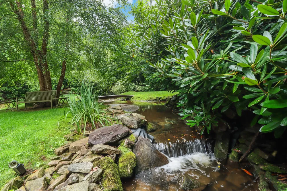 72 Moonlight Lane Highlands, NC 28741