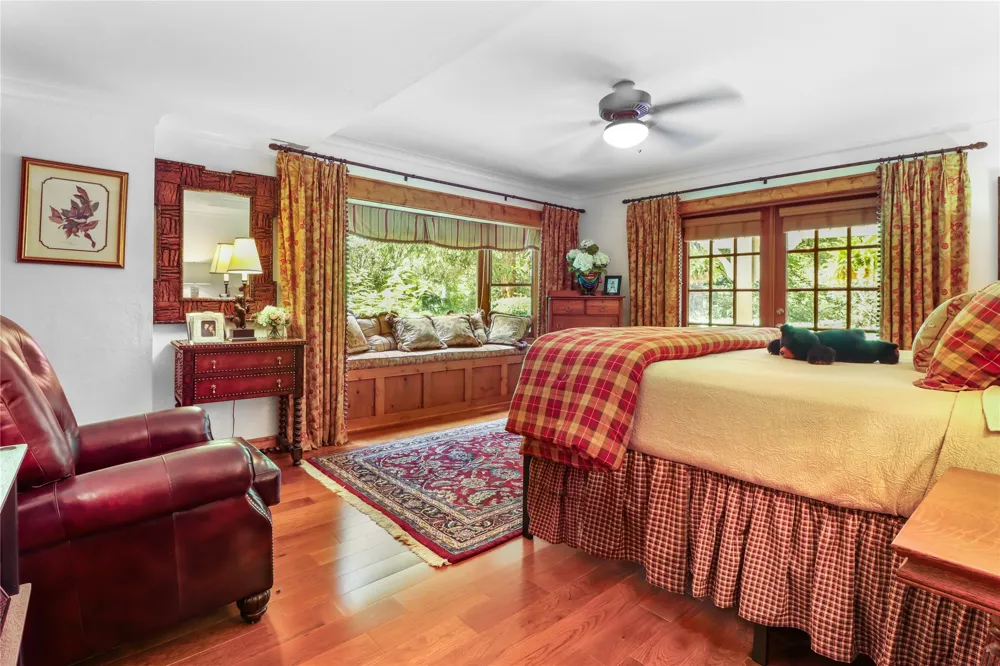 72 Moonlight Lane Highlands, NC 28741