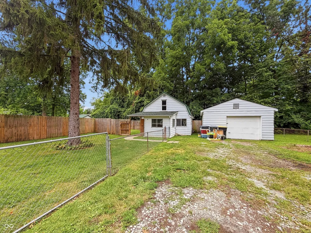 5903 Oak Lane Anderson, IN 46013