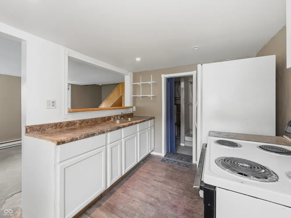 5903 Oak Lane Anderson, IN 46013
