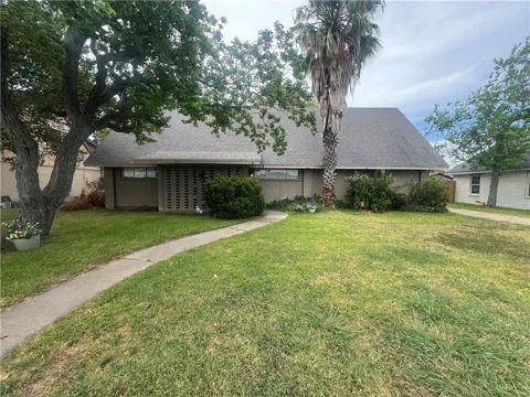 112 Driftwood Drive