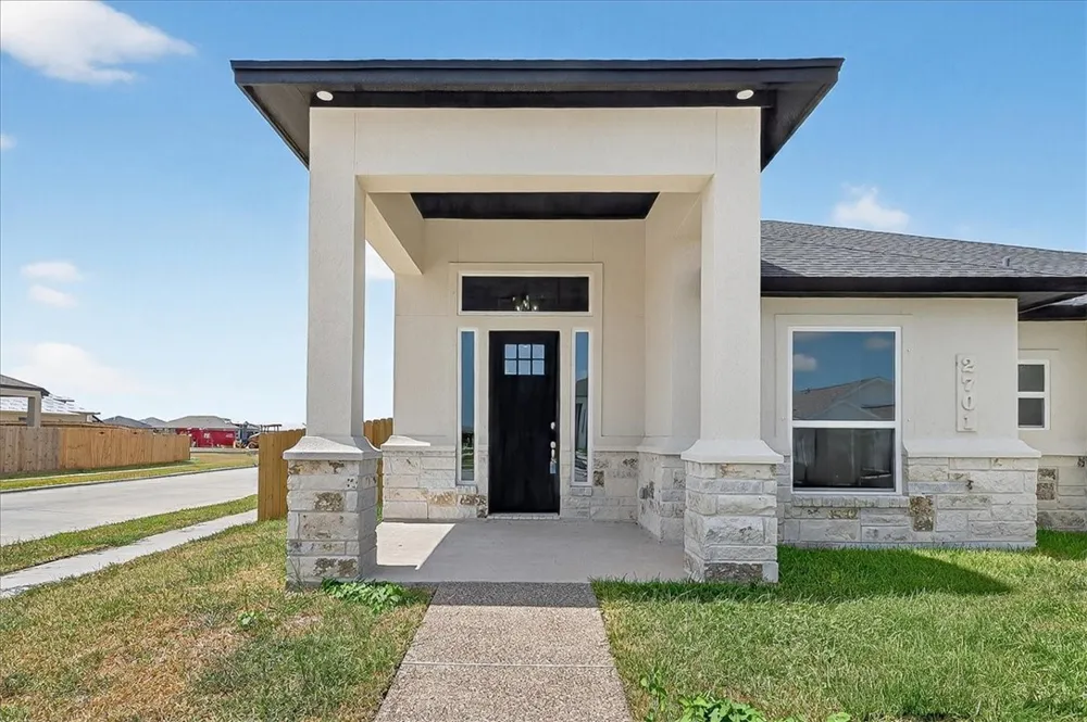 2701 Lannister Corpus Christi, TX 78415