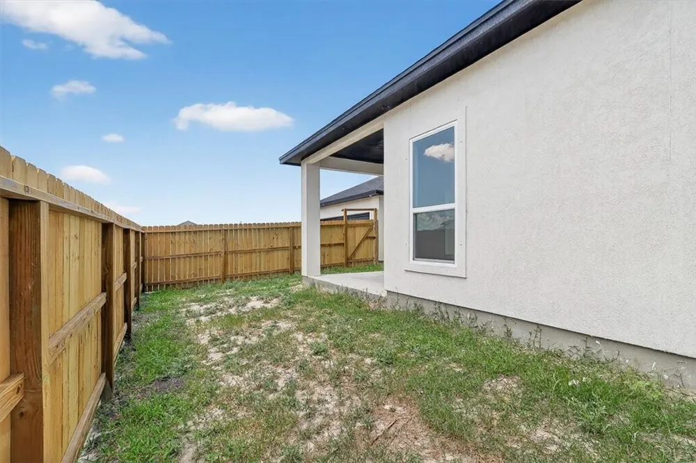 2701 Lannister Corpus Christi, TX 78415
