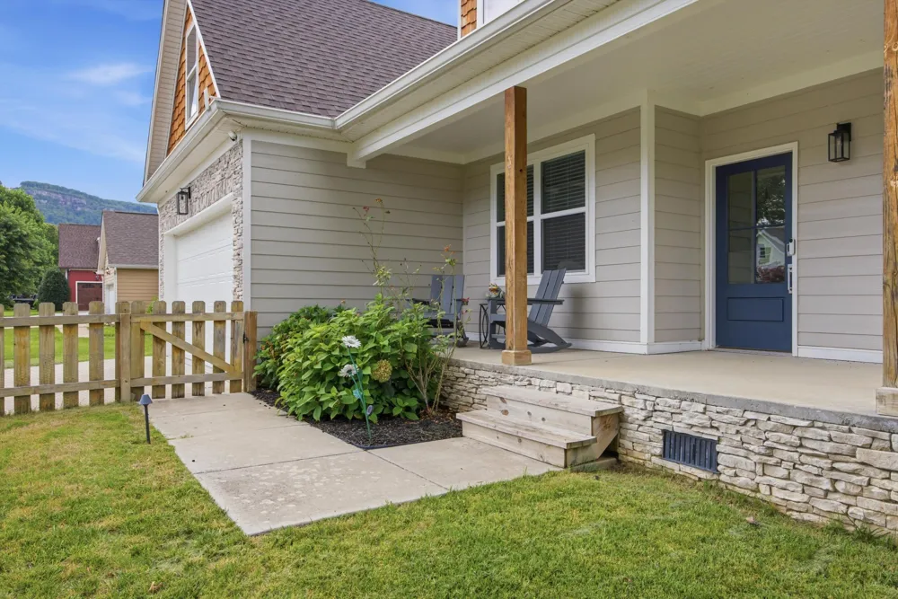 157 Willow Creek Drive Soddy Daisy, TN 37379