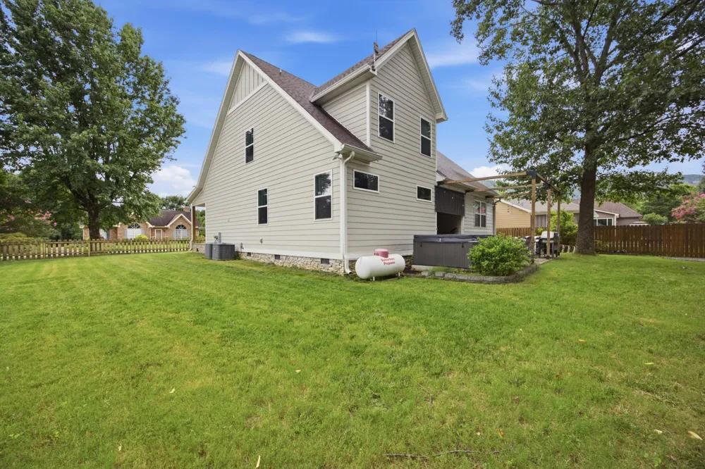 157 Willow Creek Drive Soddy Daisy, TN 37379