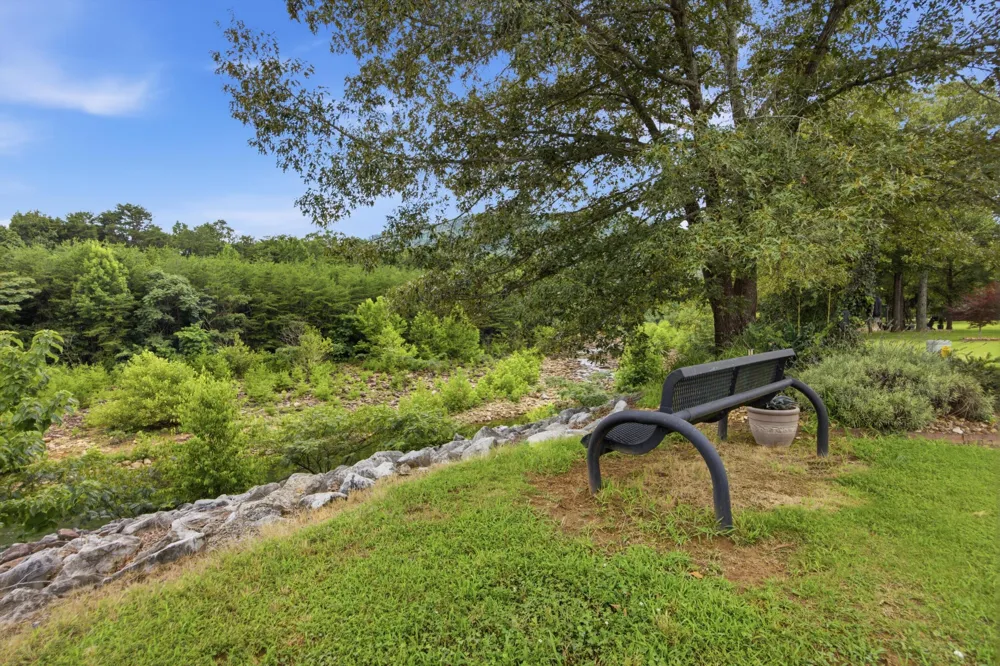 157 Willow Creek Drive Soddy Daisy, TN 37379