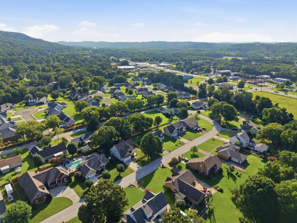 157 Willow Creek Drive Soddy Daisy, TN 37379