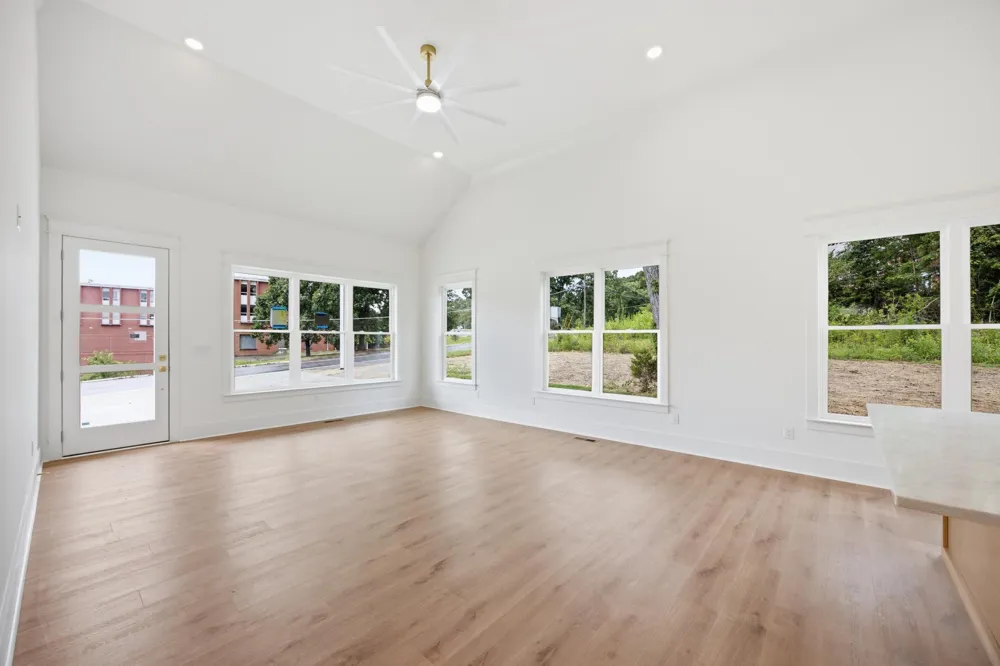 358 Thomas Road Fort Oglethorpe, GA 30742