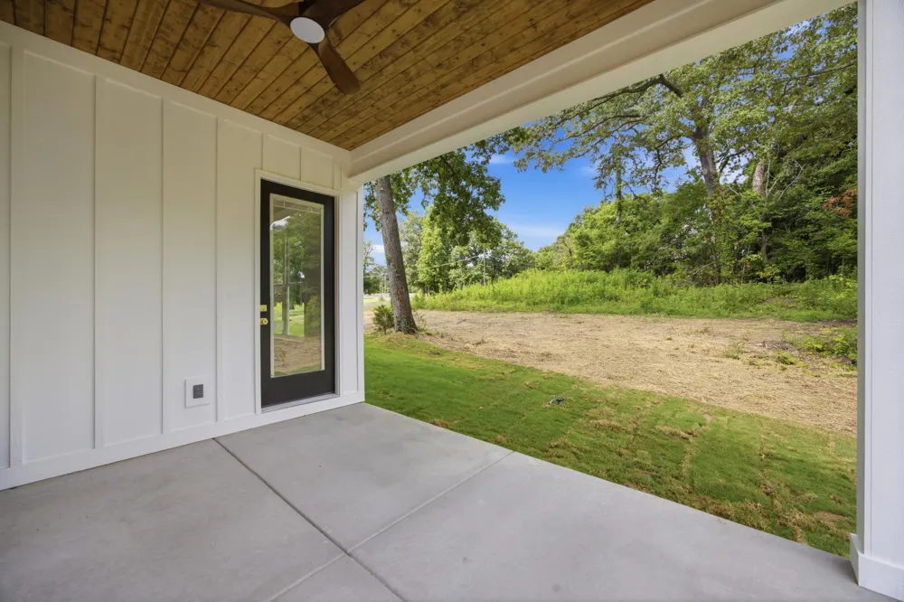 358 Thomas Road Fort Oglethorpe, GA 30742