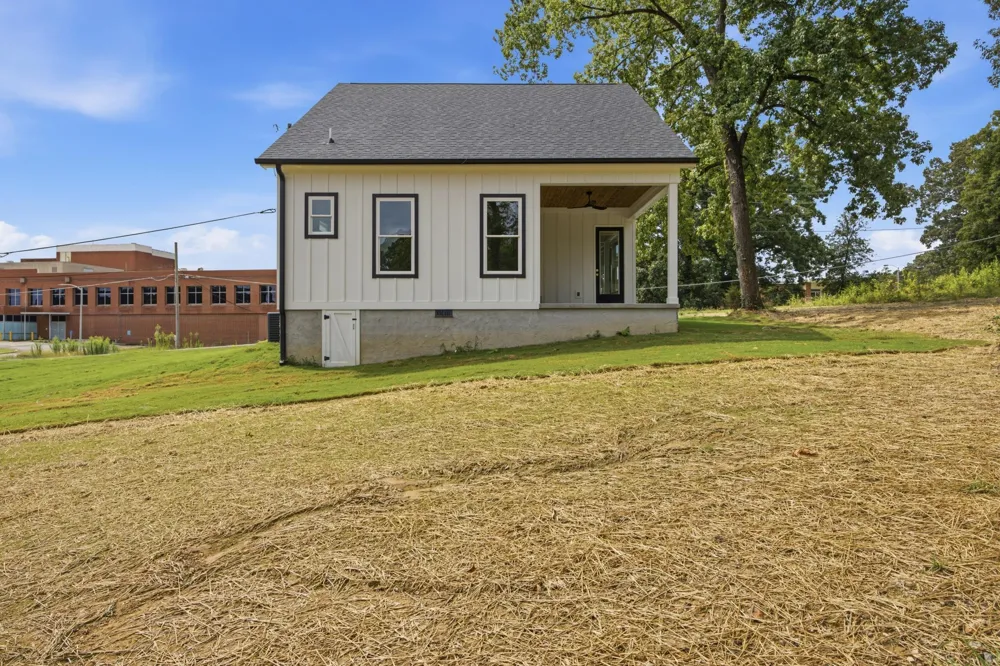 358 Thomas Road Fort Oglethorpe, GA 30742