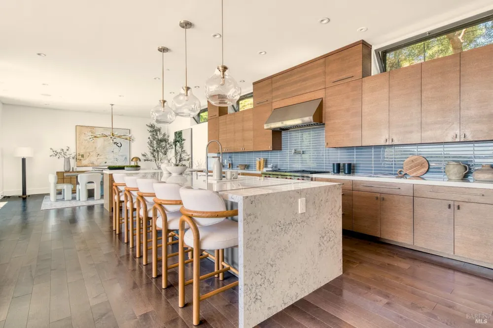4755 Paradise Drive Tiburon, CA 94920