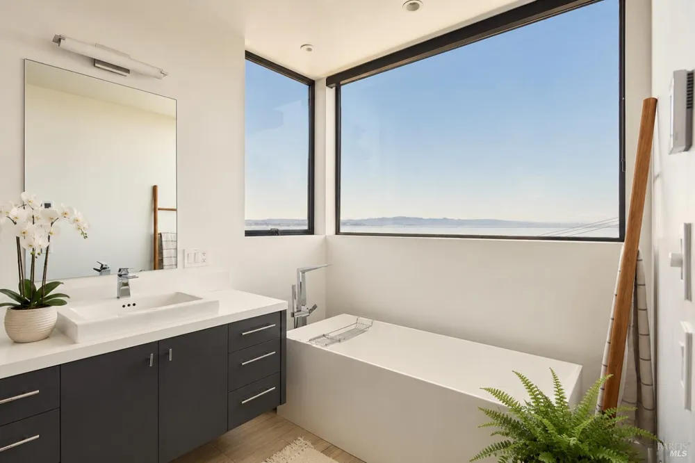 4755 Paradise Drive Tiburon, CA 94920