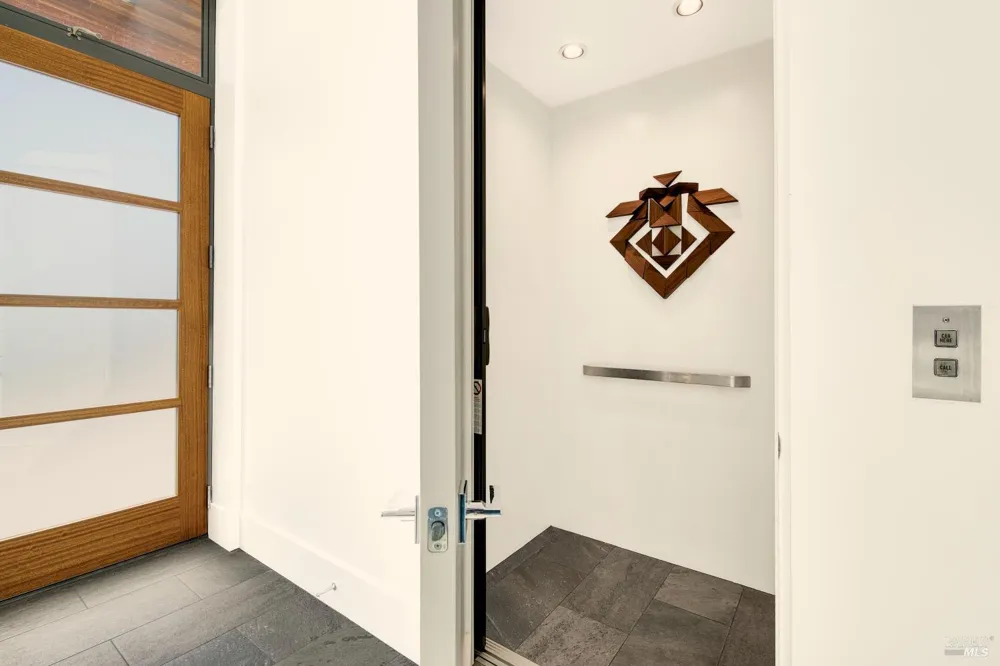 4755 Paradise Drive Tiburon, CA 94920