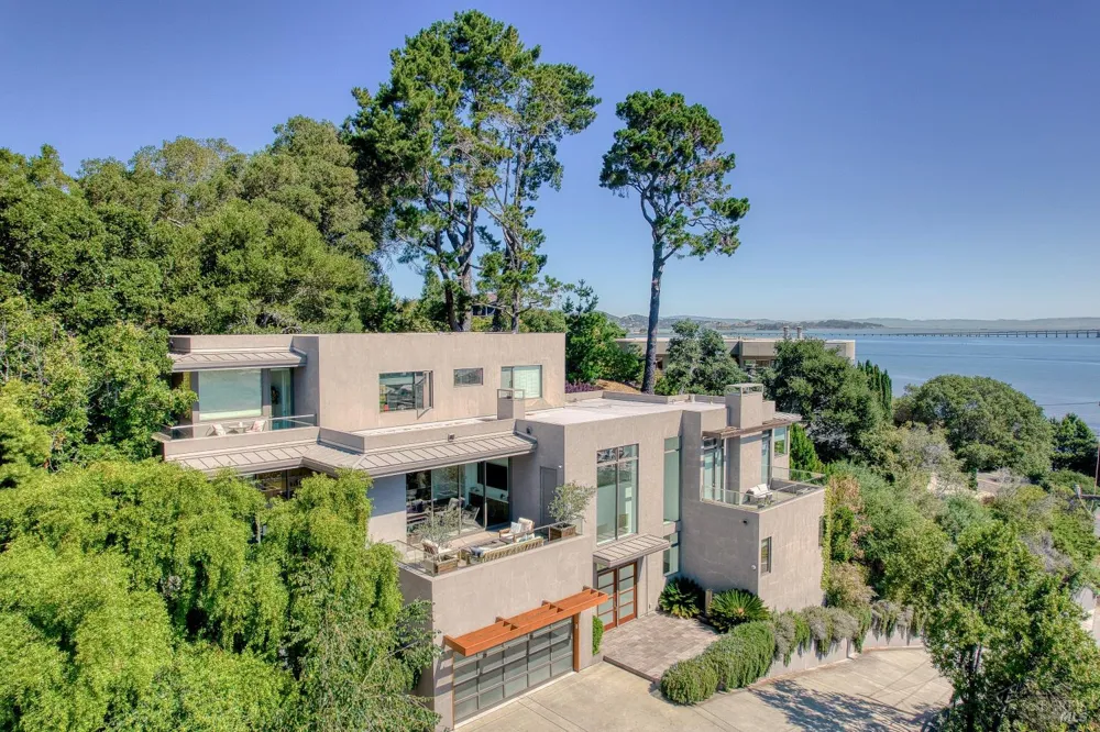 4755 Paradise Drive Tiburon, CA 94920