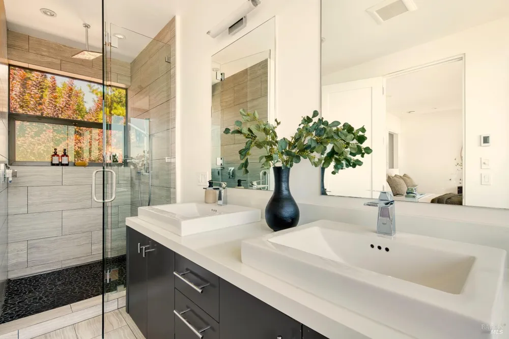 4755 Paradise Drive Tiburon, CA 94920