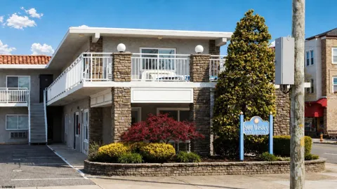 900 Wesley Ave