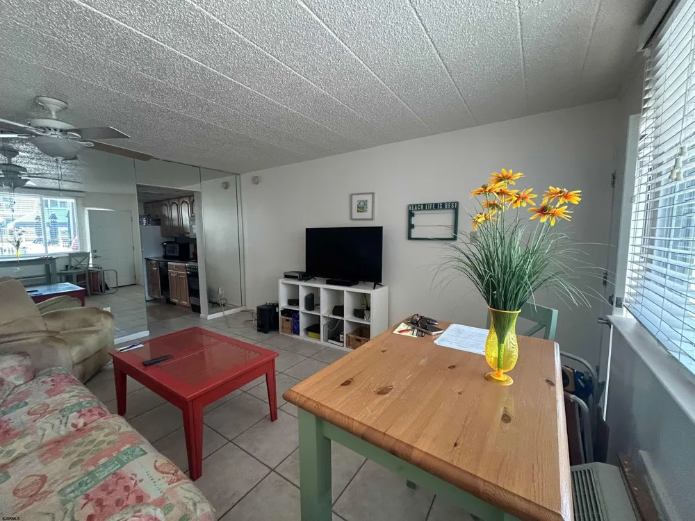 111 S Surrey Ventnor, NJ 08406