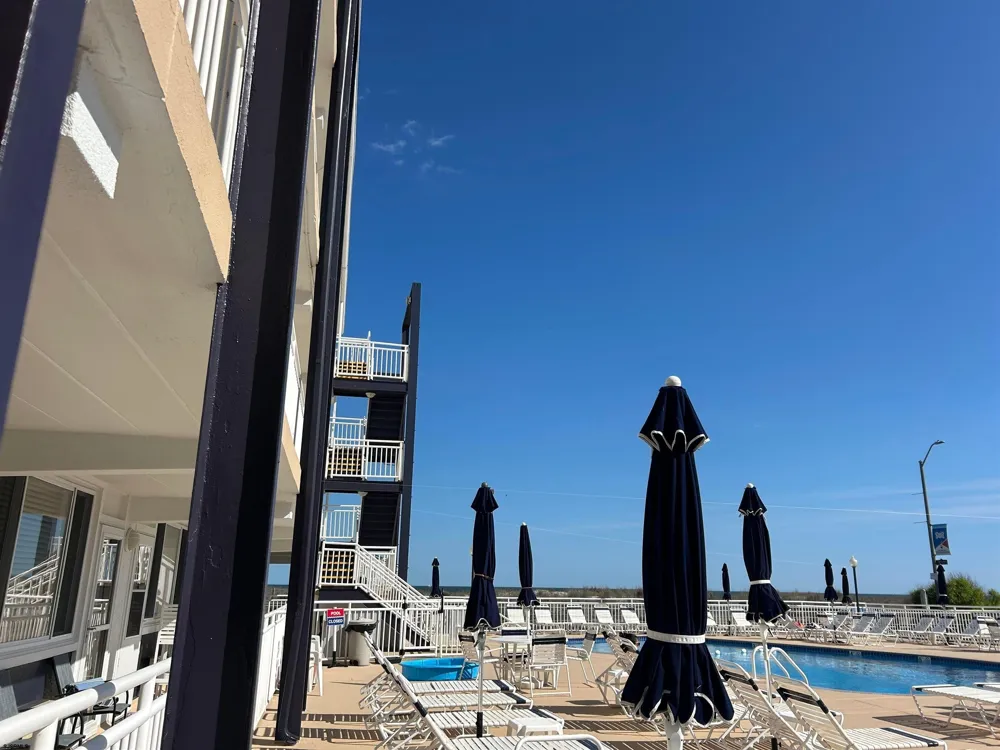 111 S Surrey Ventnor, NJ 08406