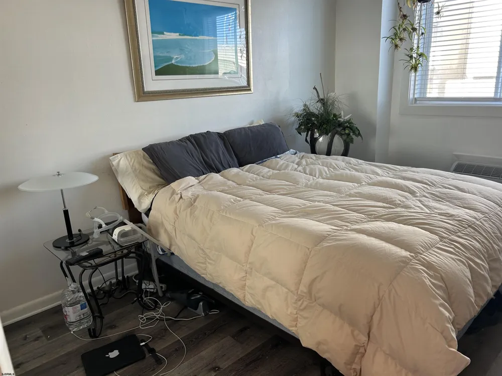 111 S Surrey Ventnor, NJ 08406