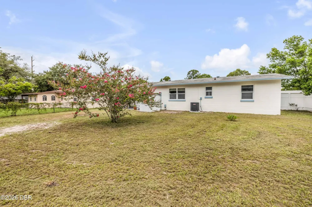 2417 Adams Avenue Deltona, FL 32738