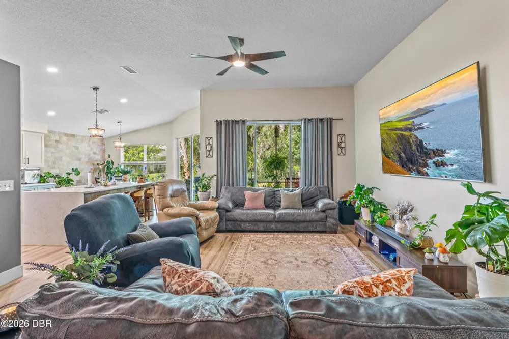 656 Coral Trace Boulevard Edgewater, FL 32132