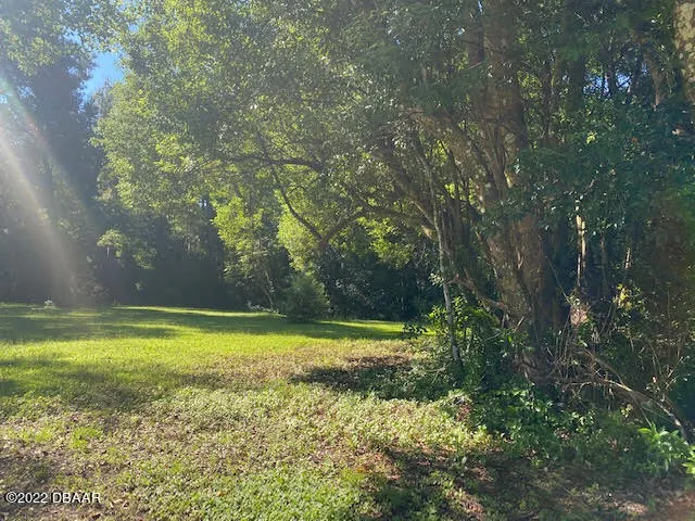 No Street Deland, FL 32720