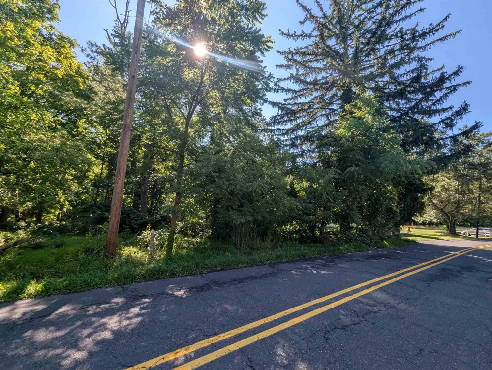 261 HOLLOW ROAD Montgomery, NJ 08558