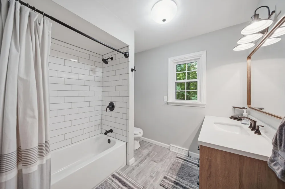 5168 W Bluestone Street Jackson, MI 49201