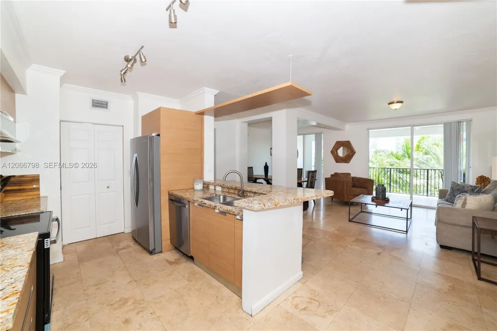 17100 Bay Rd #1501 Sunny Isles Beach, FL 33160