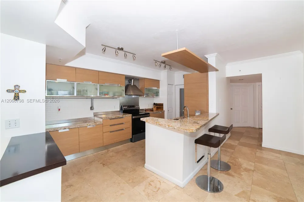 17100 Bay Rd #1501 Sunny Isles Beach, FL 33160