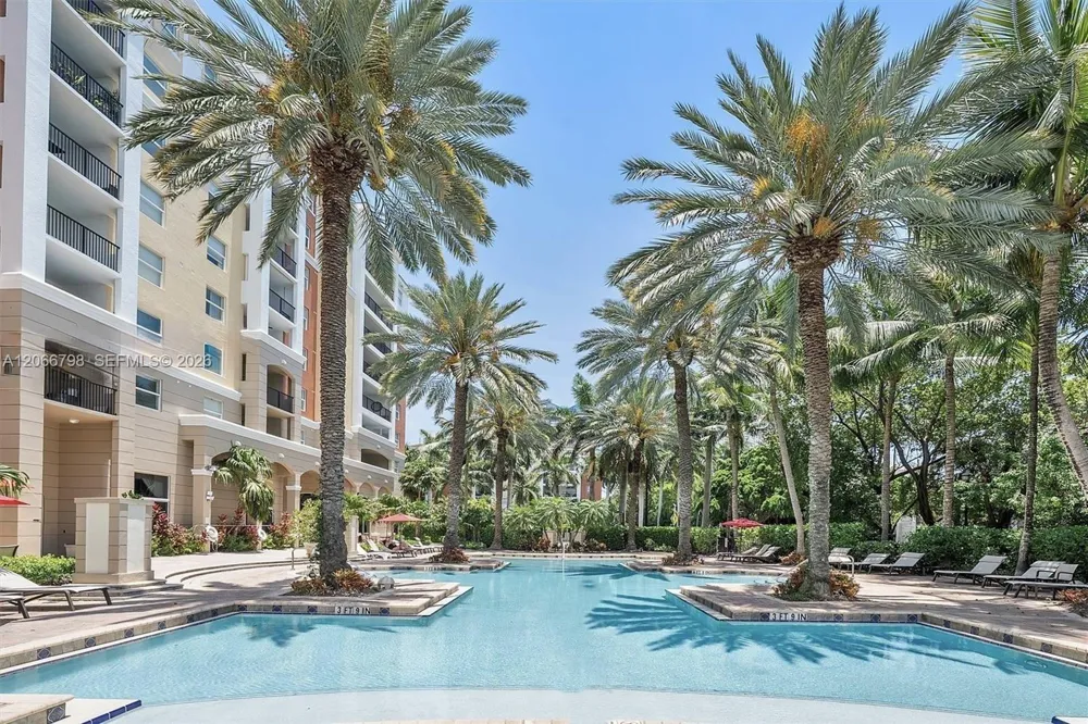 17100 Bay Rd #1501 Sunny Isles Beach, FL 33160