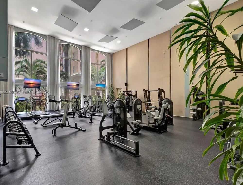 17100 Bay Rd #1501 Sunny Isles Beach, FL 33160