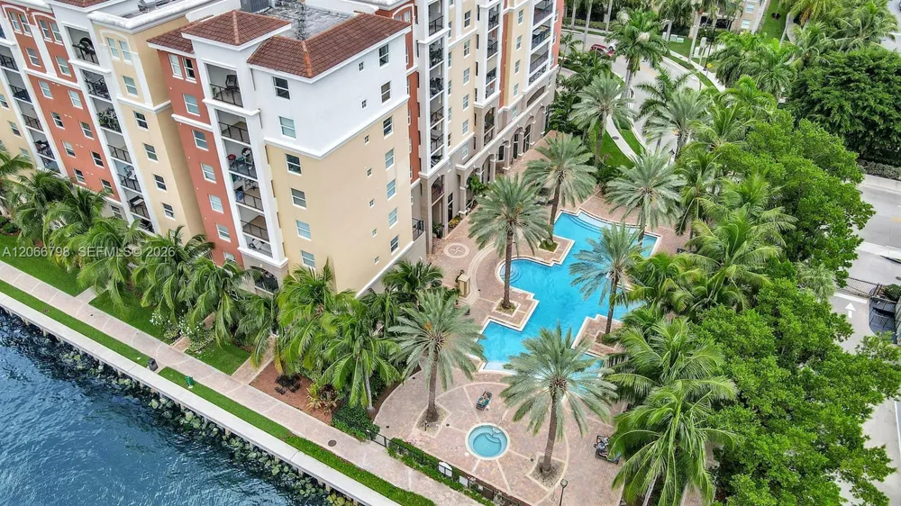 17100 Bay Rd #1501 Sunny Isles Beach, FL 33160