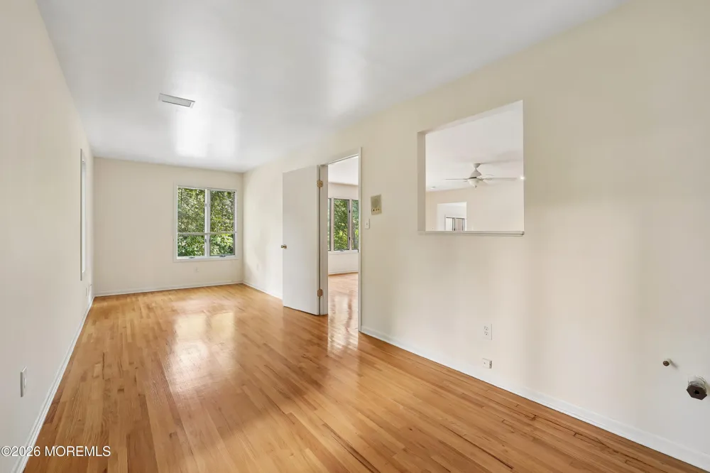 23 Ashley Drive Holmdel, NJ 07733