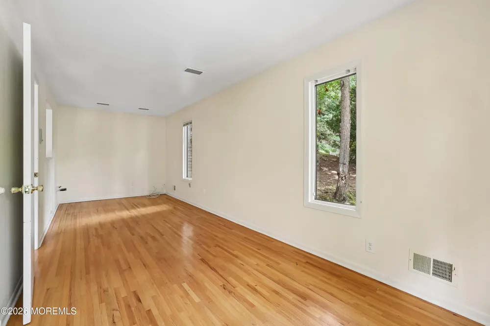 23 Ashley Drive Holmdel, NJ 07733