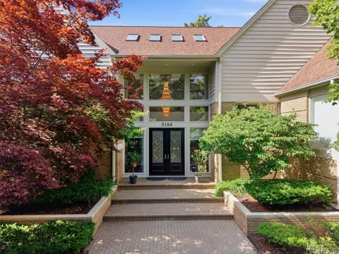 3104 Quarton Road