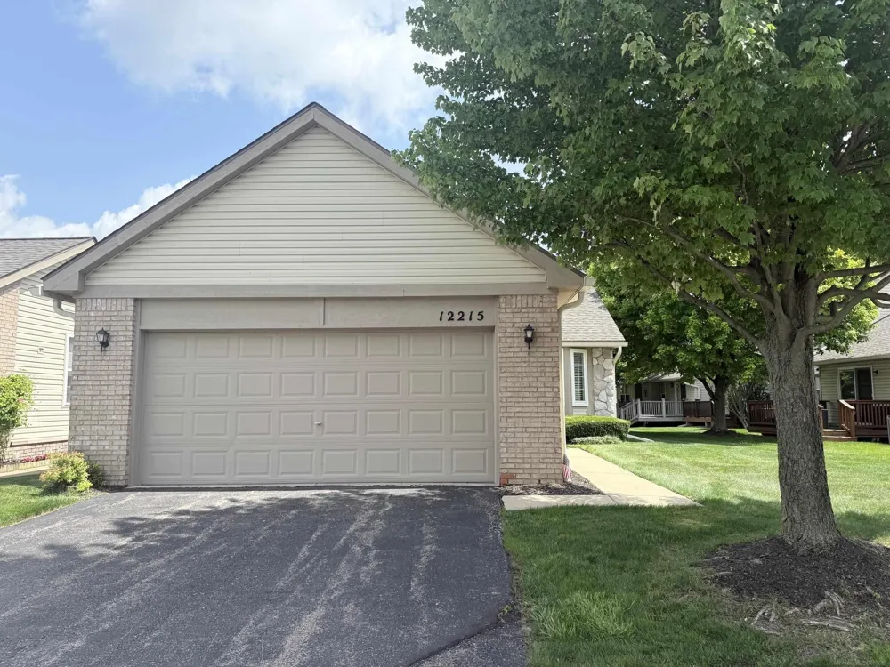 12215 Noonan Court Shelby Charter Township, MI 48315