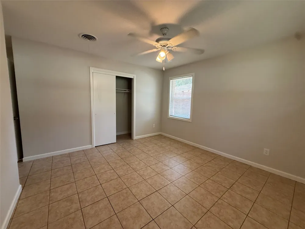 1915 Fairfax Drive Corsicana, TX 75110