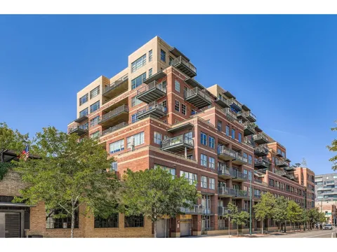 1499 Blake Street #4G