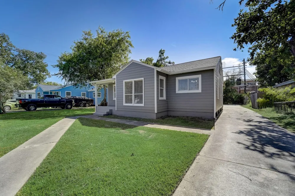 1420 Foreman Street La Marque, TX 77568